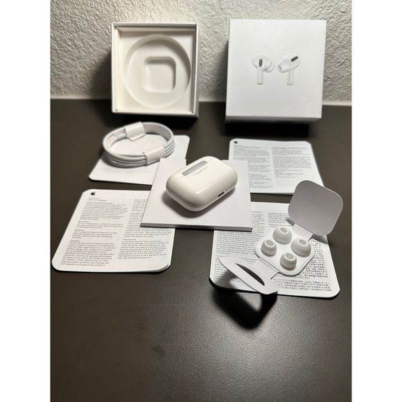 AirPods Pro - Picture 8 of 10